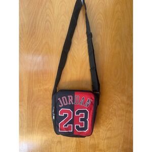 Jordan 23 lunch box black and red‎